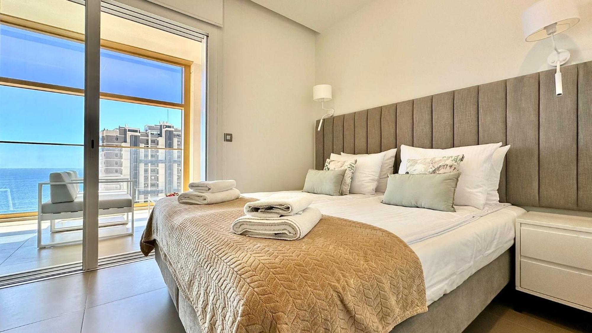 Intempo By Leo Apartment